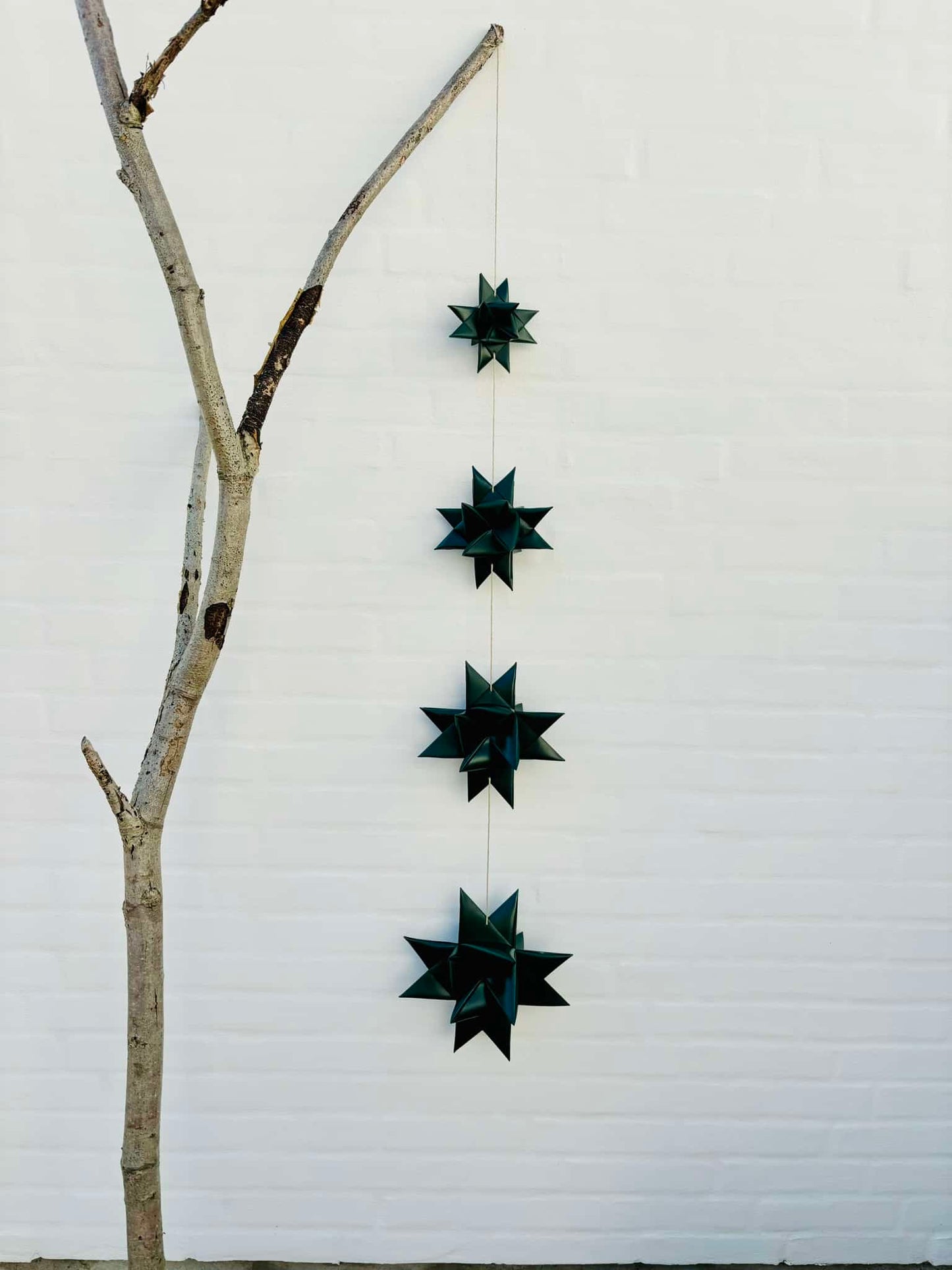 Fröbelstern Schwarz 4 Sterne – Wetterfestes Weihnachtsstern-Set aus Tarp (4 Sterne)