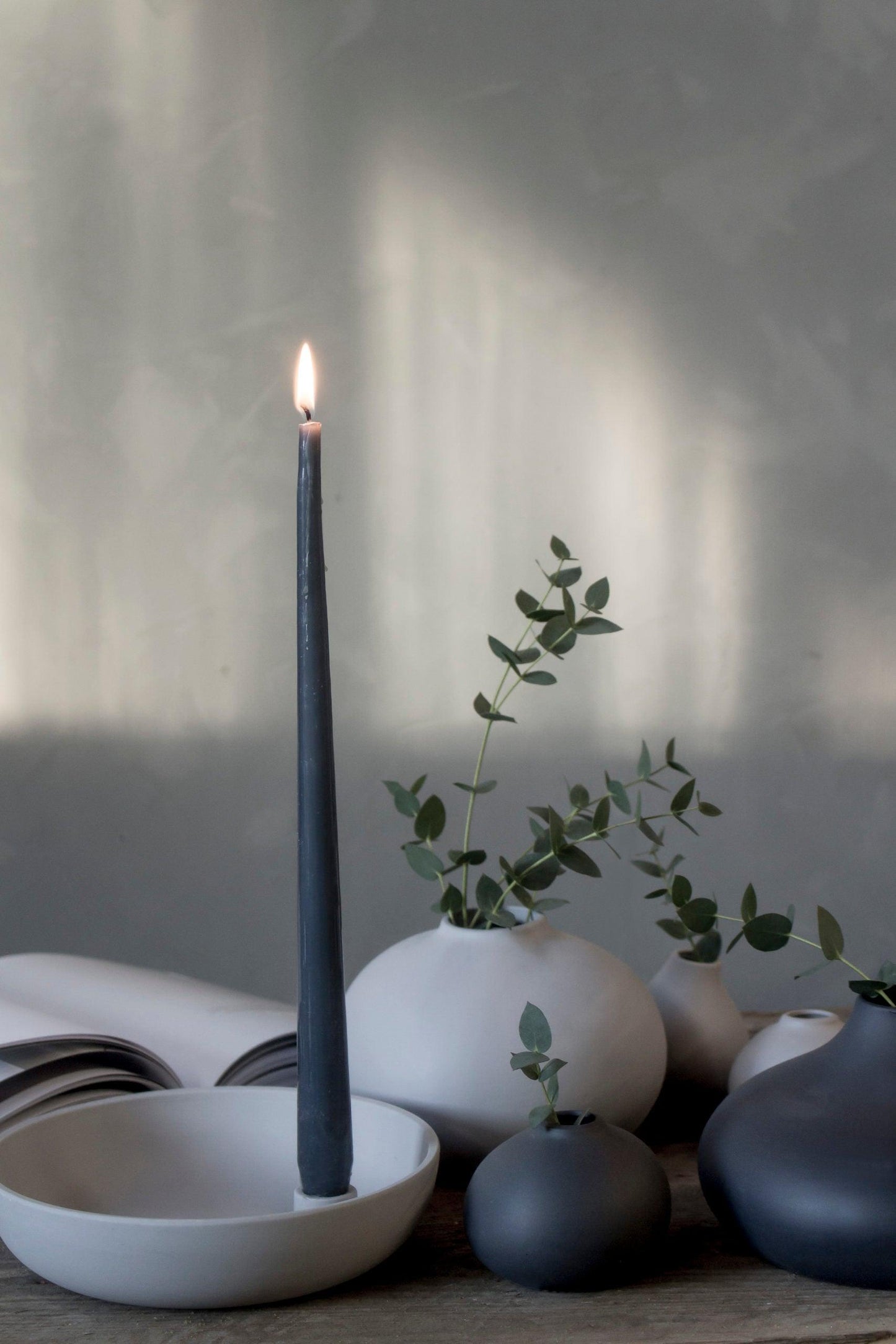 Kerzenhalter Lidatorp large hellgrau von Storefactory - Storefactory - Kerzenhalter - DerGartenmarkt.de shop.dergartenmarkt.de