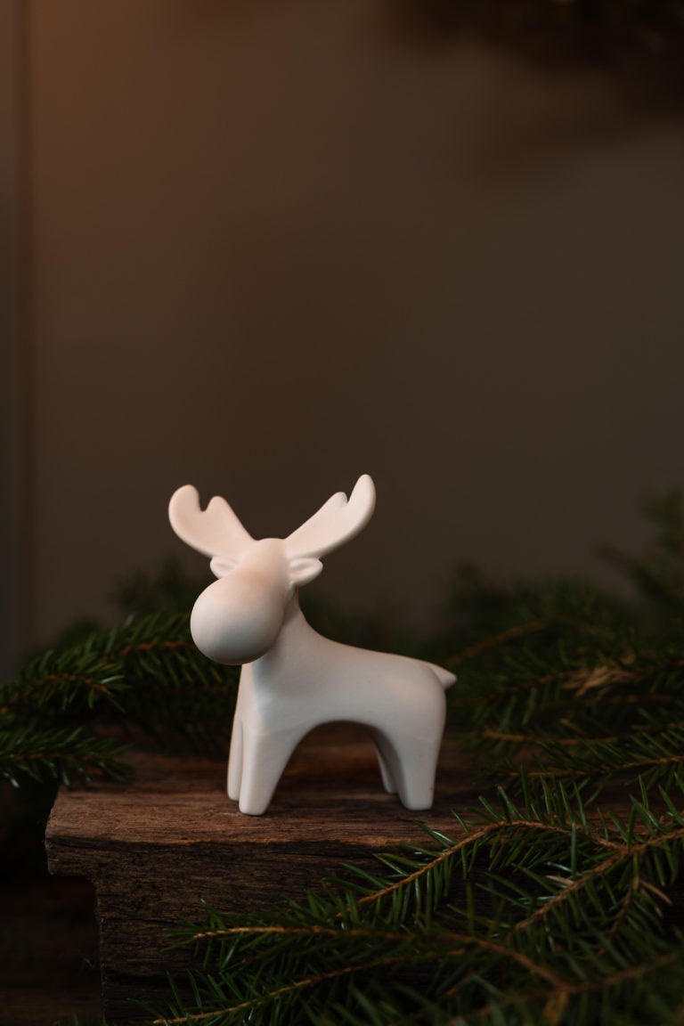 Storefactory Ivan – Elch Dekoration Weiß